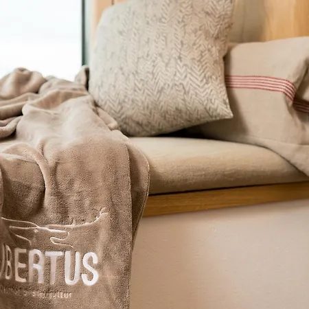 Hubertus شقة سالفلدن ام ستينه